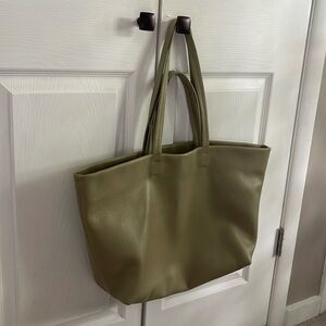 Cuyana tote in sage green